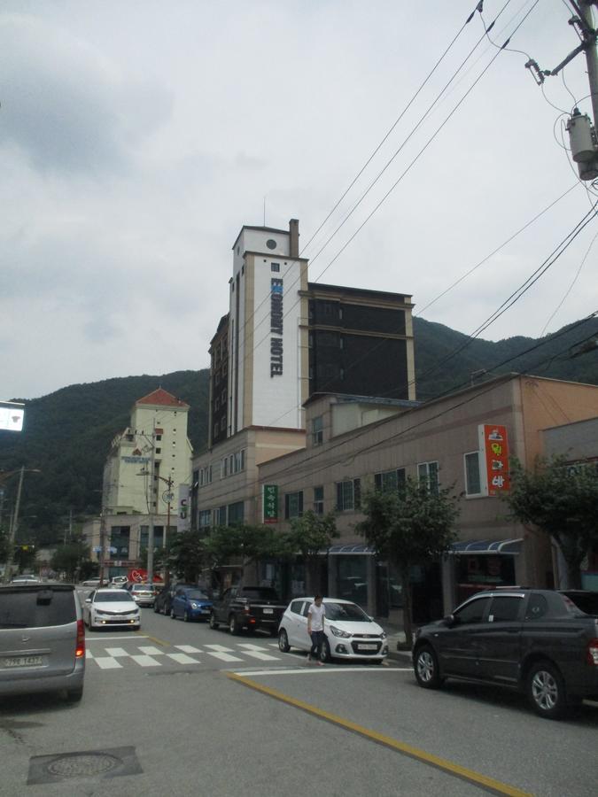 Ekonomy Hotel Jeongseon Εξωτερικό φωτογραφία