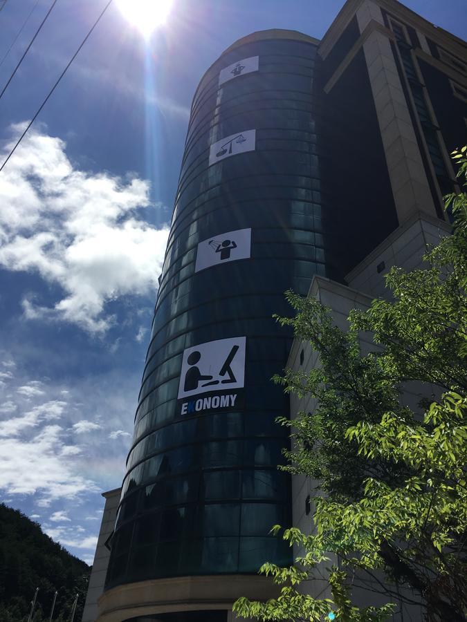 Ekonomy Hotel Jeongseon Εξωτερικό φωτογραφία