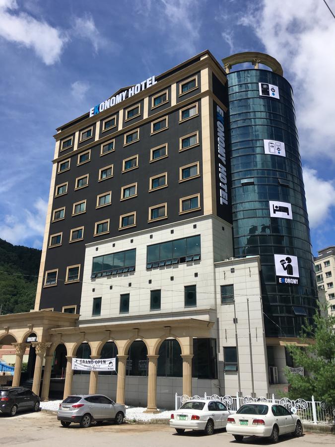 Ekonomy Hotel Jeongseon Εξωτερικό φωτογραφία
